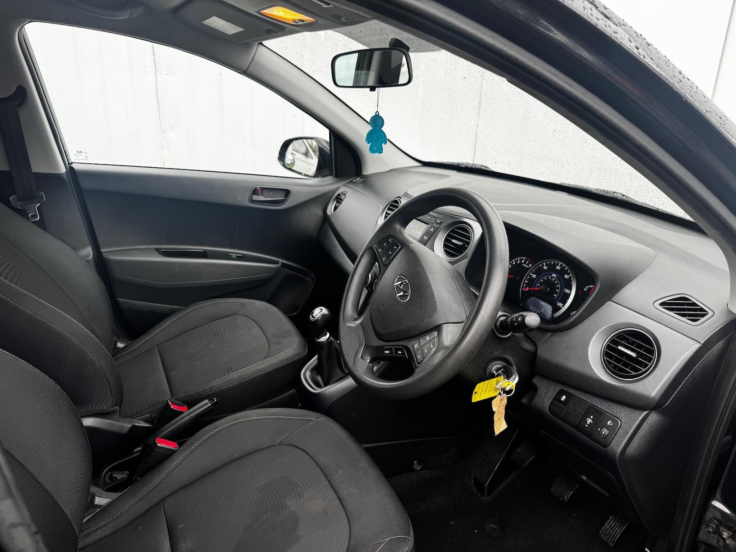 Used Hyundai i10 2017 for sale - 77060206: Photo 10