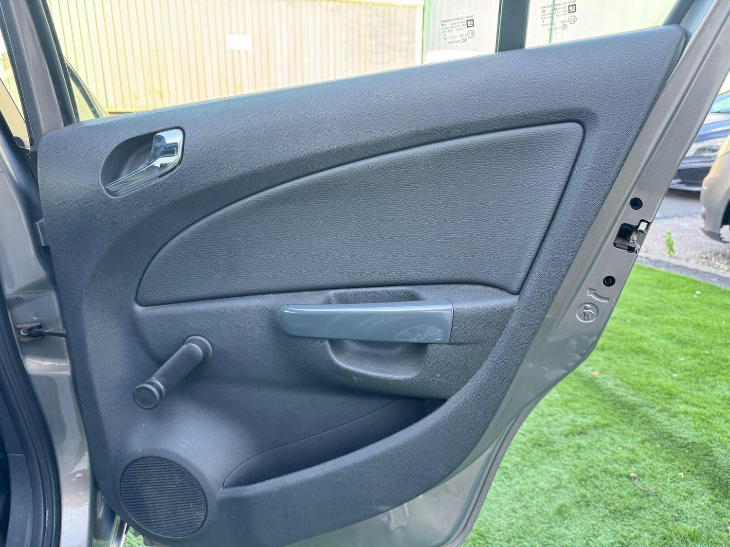 Used Vauxhall Corsa 2011 for sale - 76549192: Photo 21