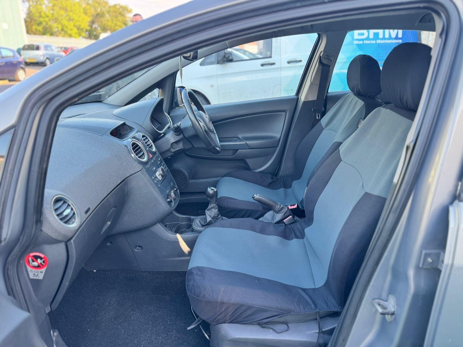 Used Vauxhall Corsa 2011 for sale - 76549192: Photo 23