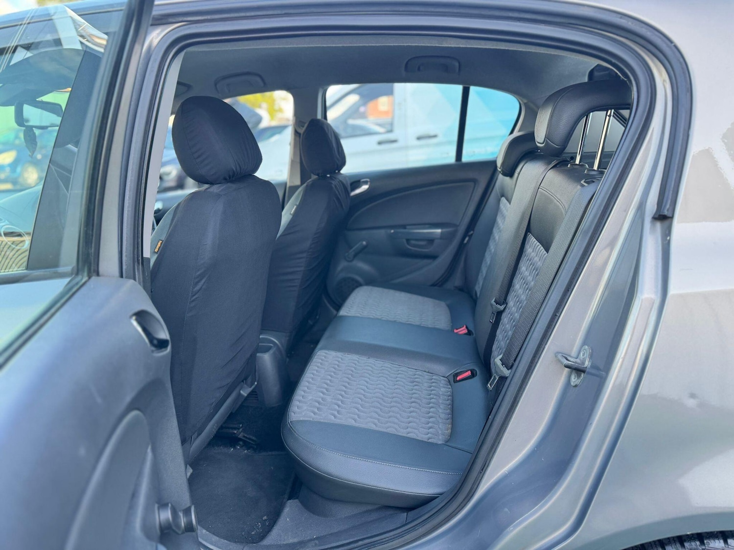 Used Vauxhall Corsa 2011 for sale - 76549192: Photo 25