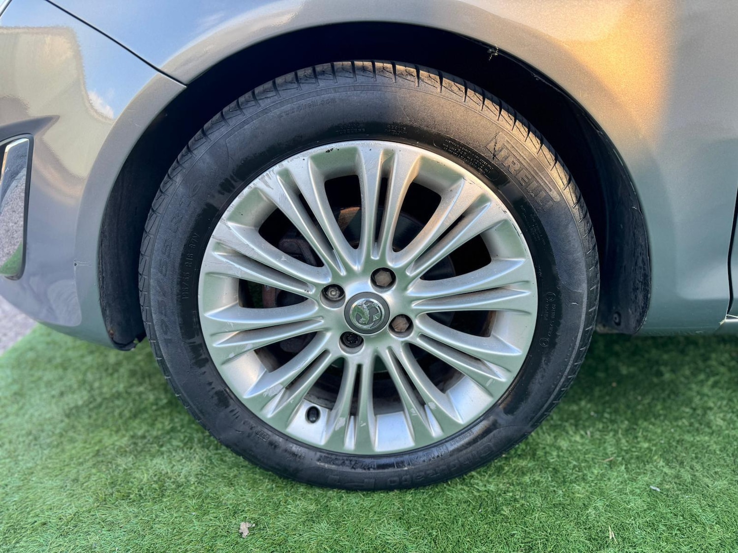 Used Vauxhall Corsa 2011 for sale - 76549192: Photo 9