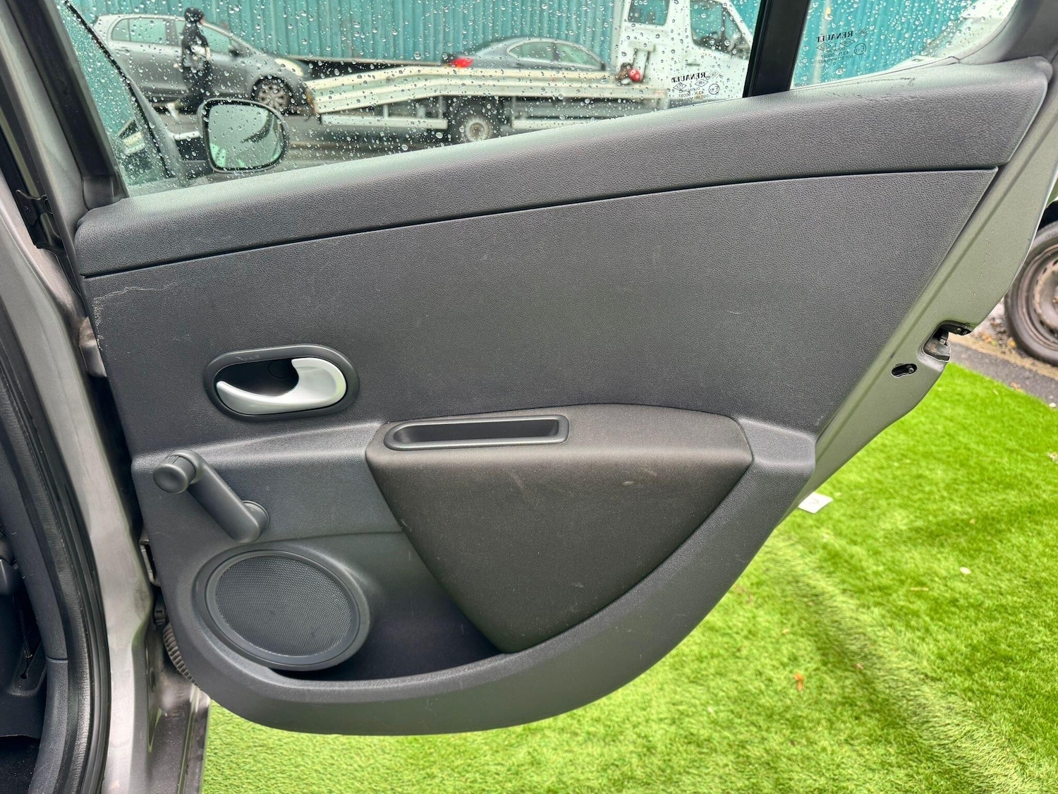 Used Renault Clio for sale - 76549290: Photo 12