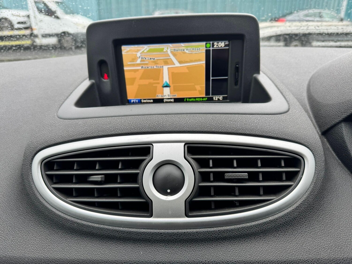 Used Renault Clio for sale - 76549290: Photo 17