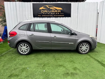 Used Renault Clio 2011 for sale - 76549290: Photo