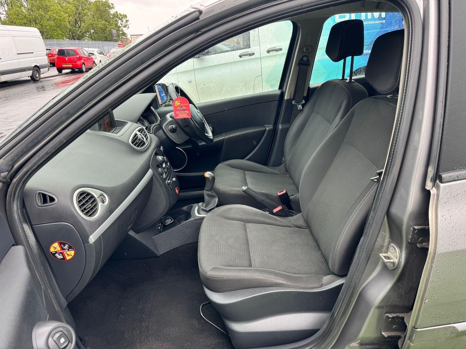 Used Renault Clio for sale - 76549290: Photo 9