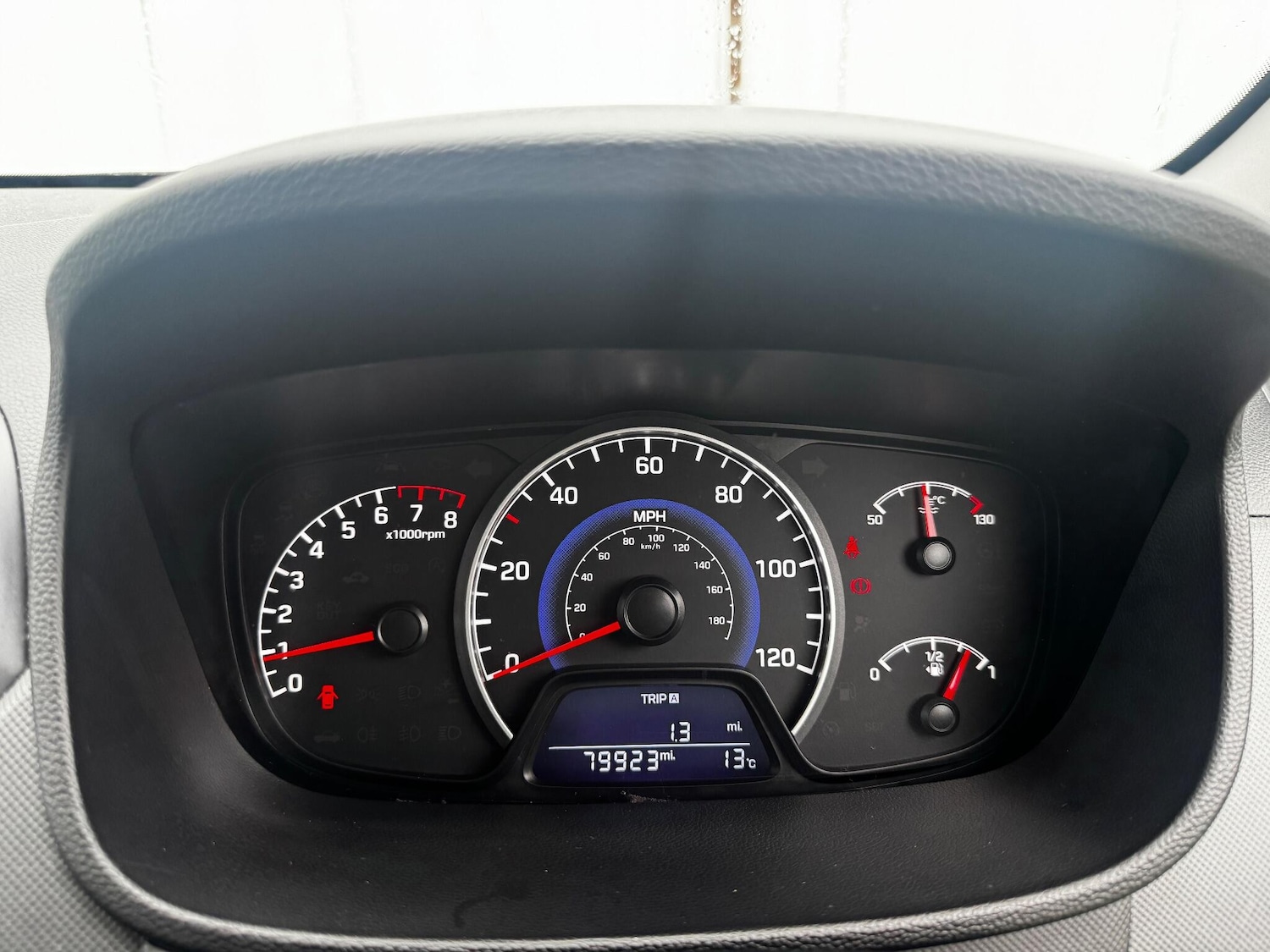 Used Hyundai i10 2017 for sale - 76561353: Photo 11