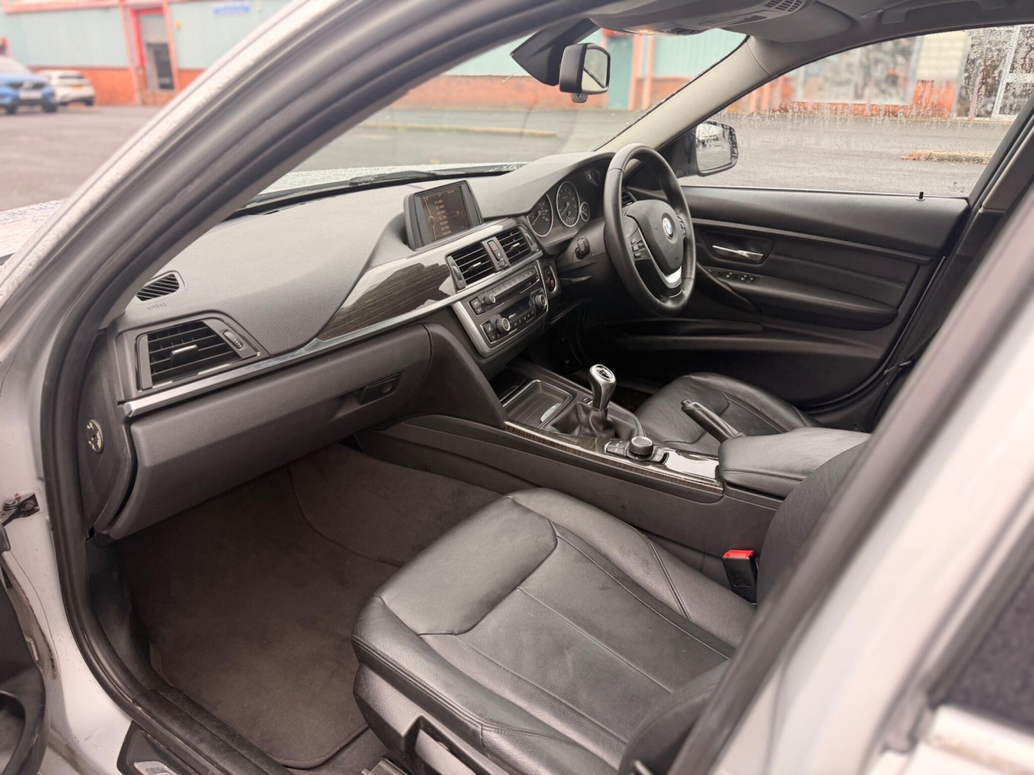 Used BMW 3 Series 2012 for sale - 77132042: Photo 18