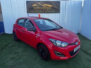 Used Hyundai i20 2014 for sale - 76550440: Photo