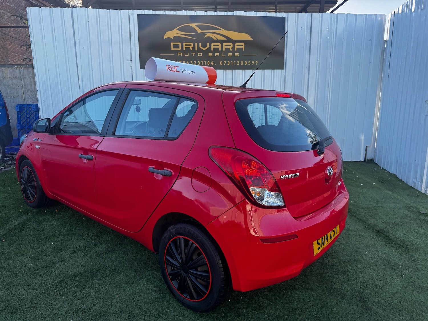 Used Hyundai i20 2014 for sale - 76953238: Photo 6