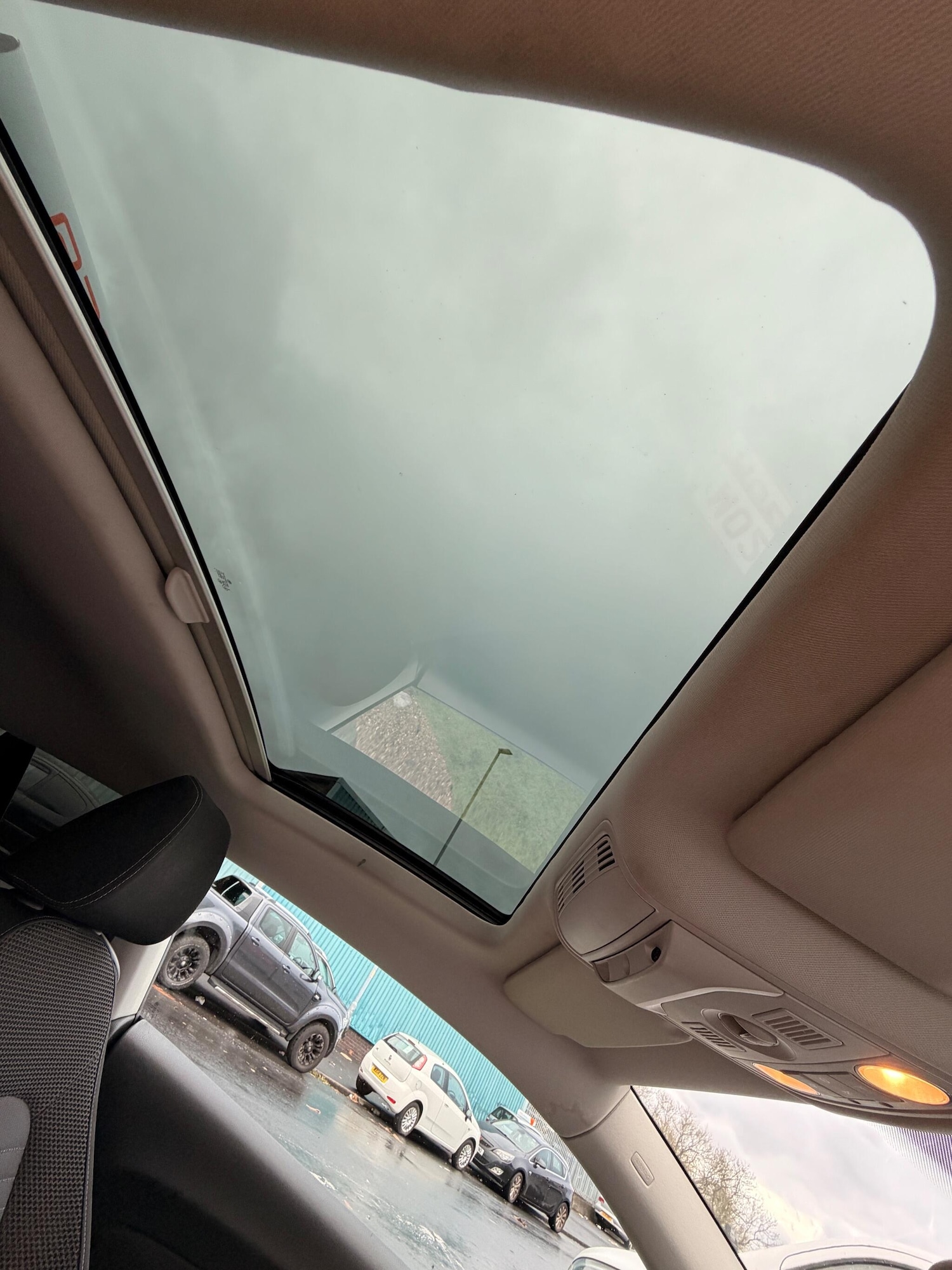 Used Volkswagen Scirocco 2009 for sale - 76952615: Photo 17