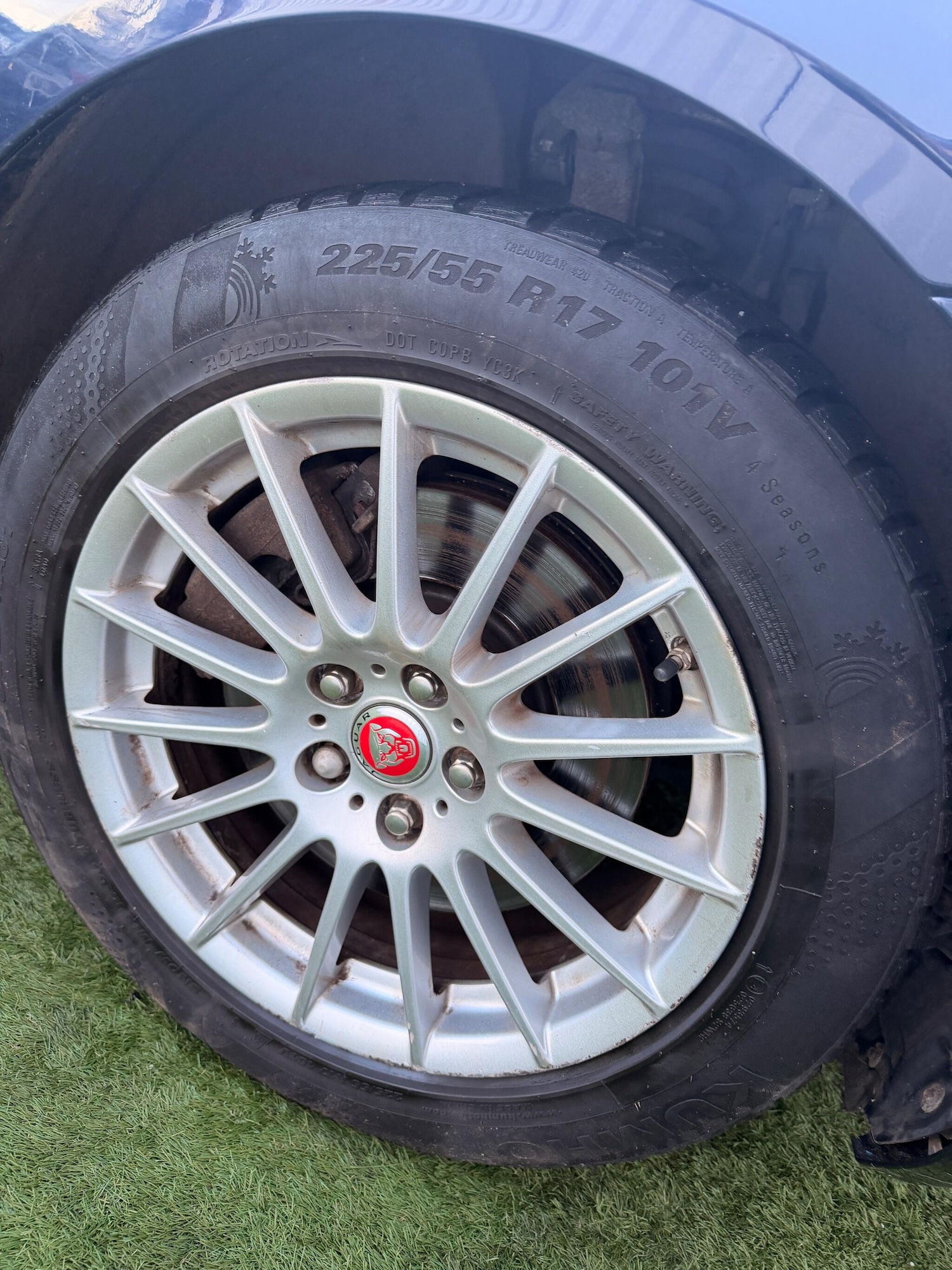 Used Jaguar XF 2018 for sale - 76645630: Photo 10