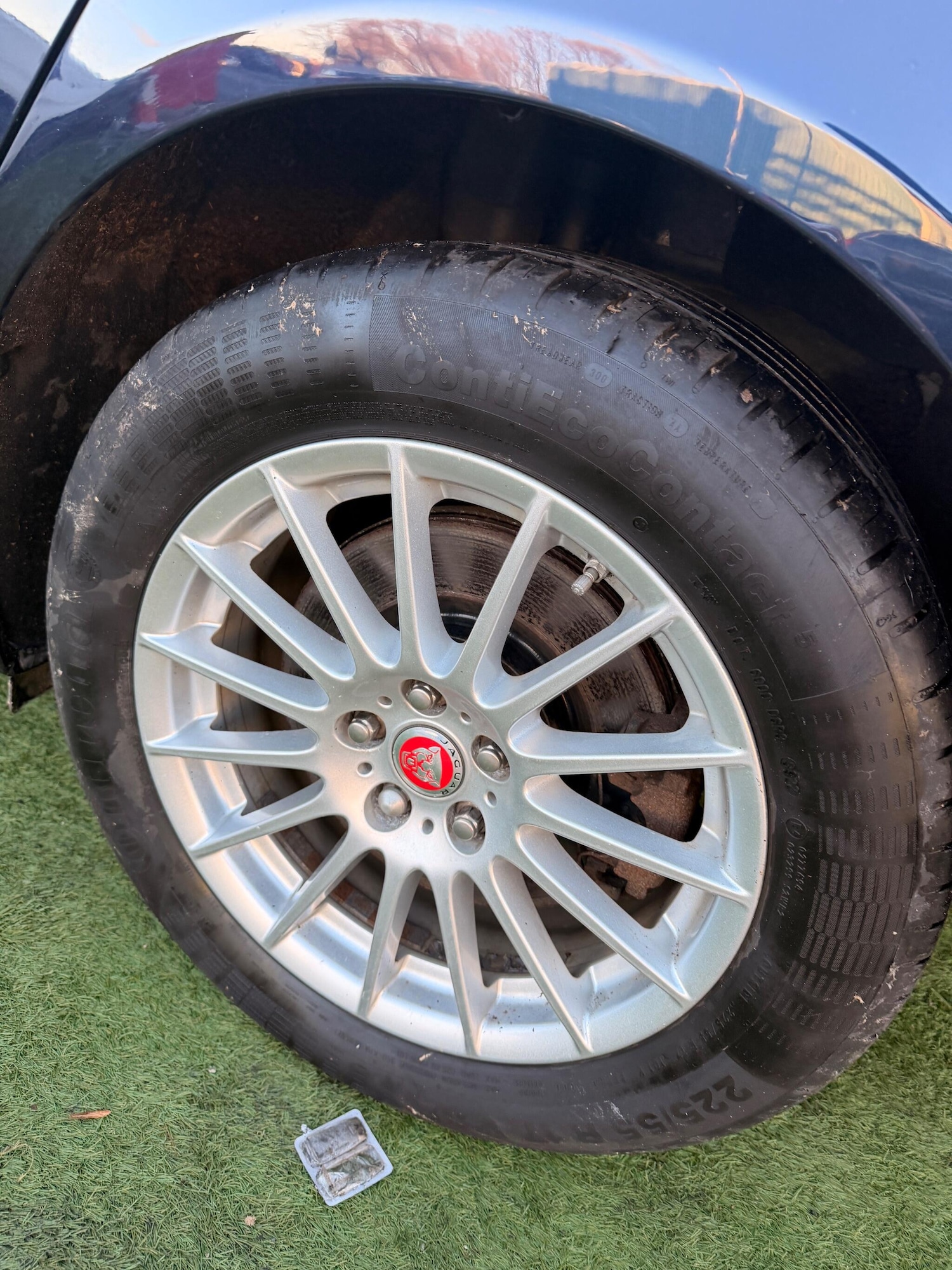 Used Jaguar XF 2018 for sale - 76645630: Photo 7