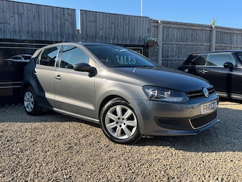 Used Volkswagen Polo 2010 for sale - 75532760: Photo