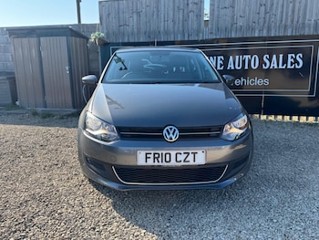 Used Volkswagen Polo 2010 for sale - 75532760: Photo