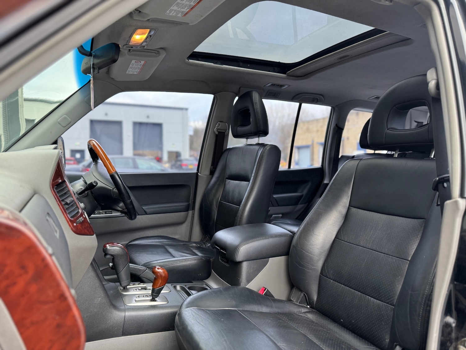 Used Mitsubishi Shogun 2005 for sale - 78067811: Photo 44