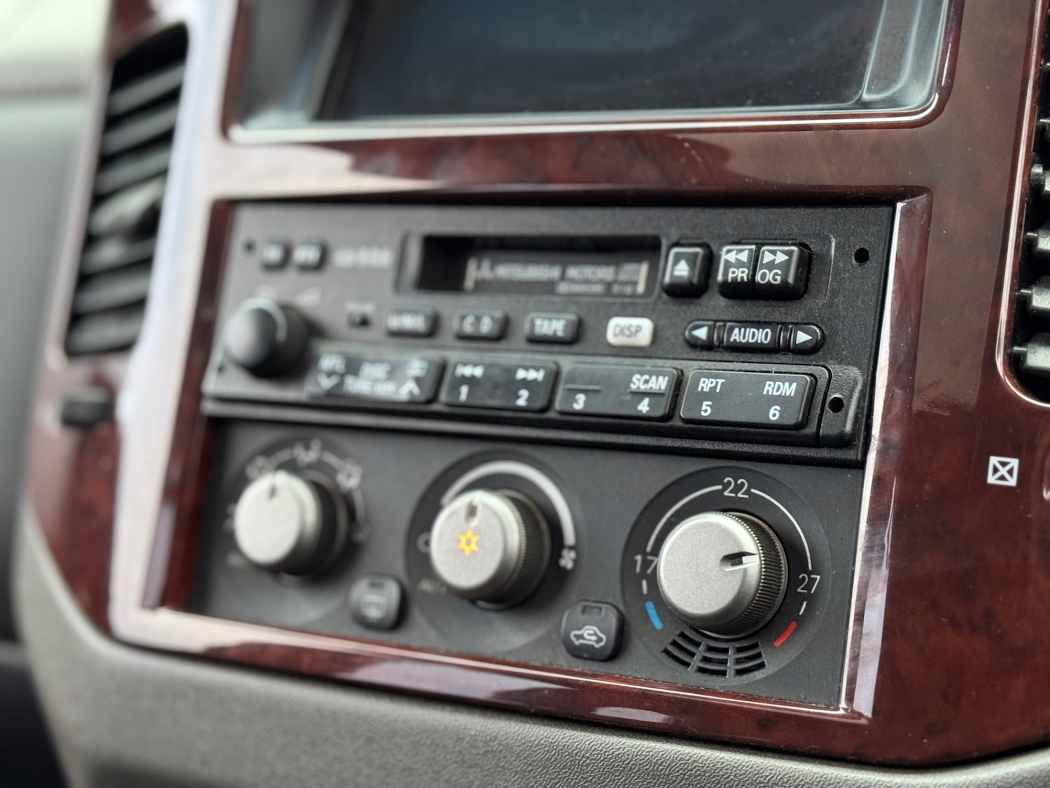 Used Mitsubishi Shogun 2005 for sale - 78067811: Photo 52