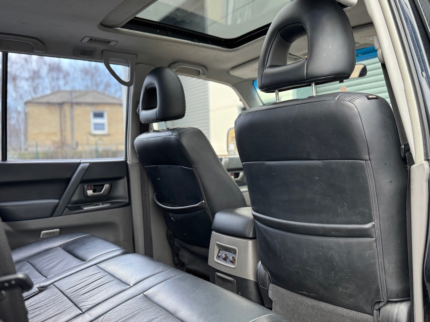 Used Mitsubishi Shogun 2005 for sale - 78067811: Photo 64