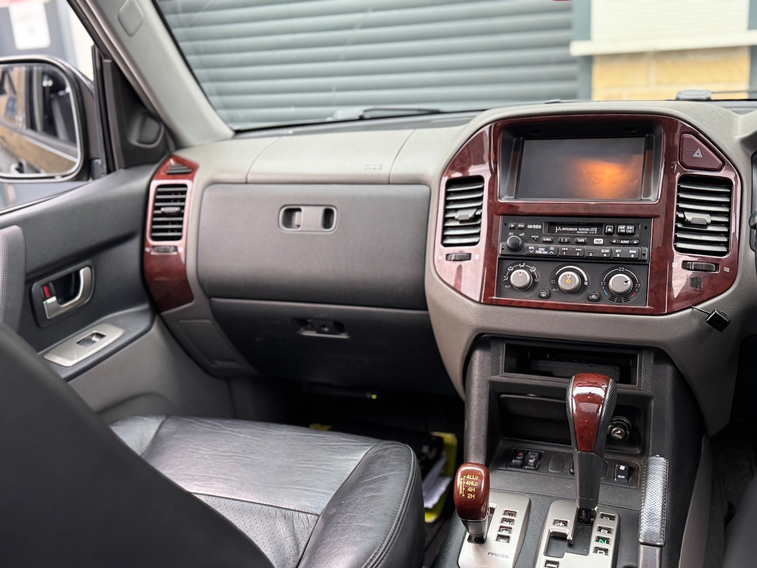 Used Mitsubishi Shogun 2005 for sale - 78067811: Photo 78