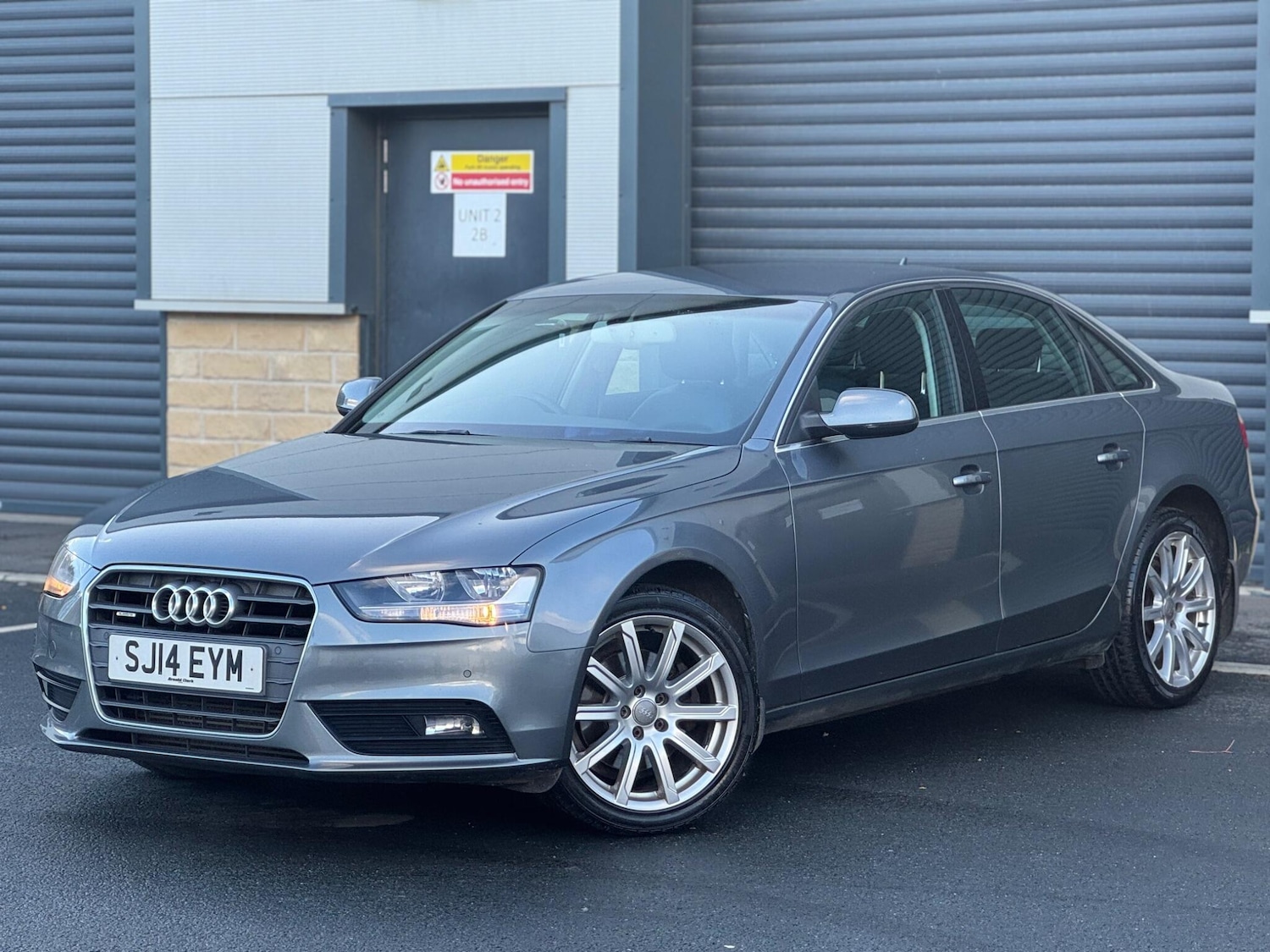 Used Audi A4 2014 for sale - 77344727: Photo 7