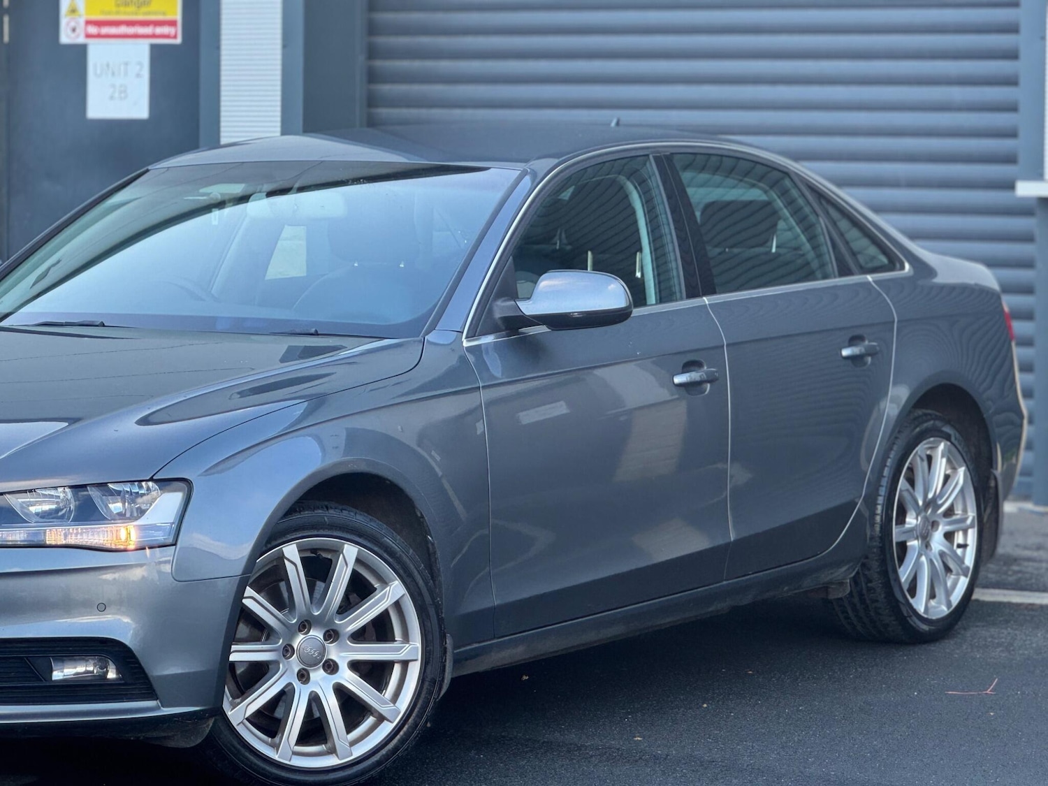 Used Audi A4 2014 for sale - 77344727: Photo 9