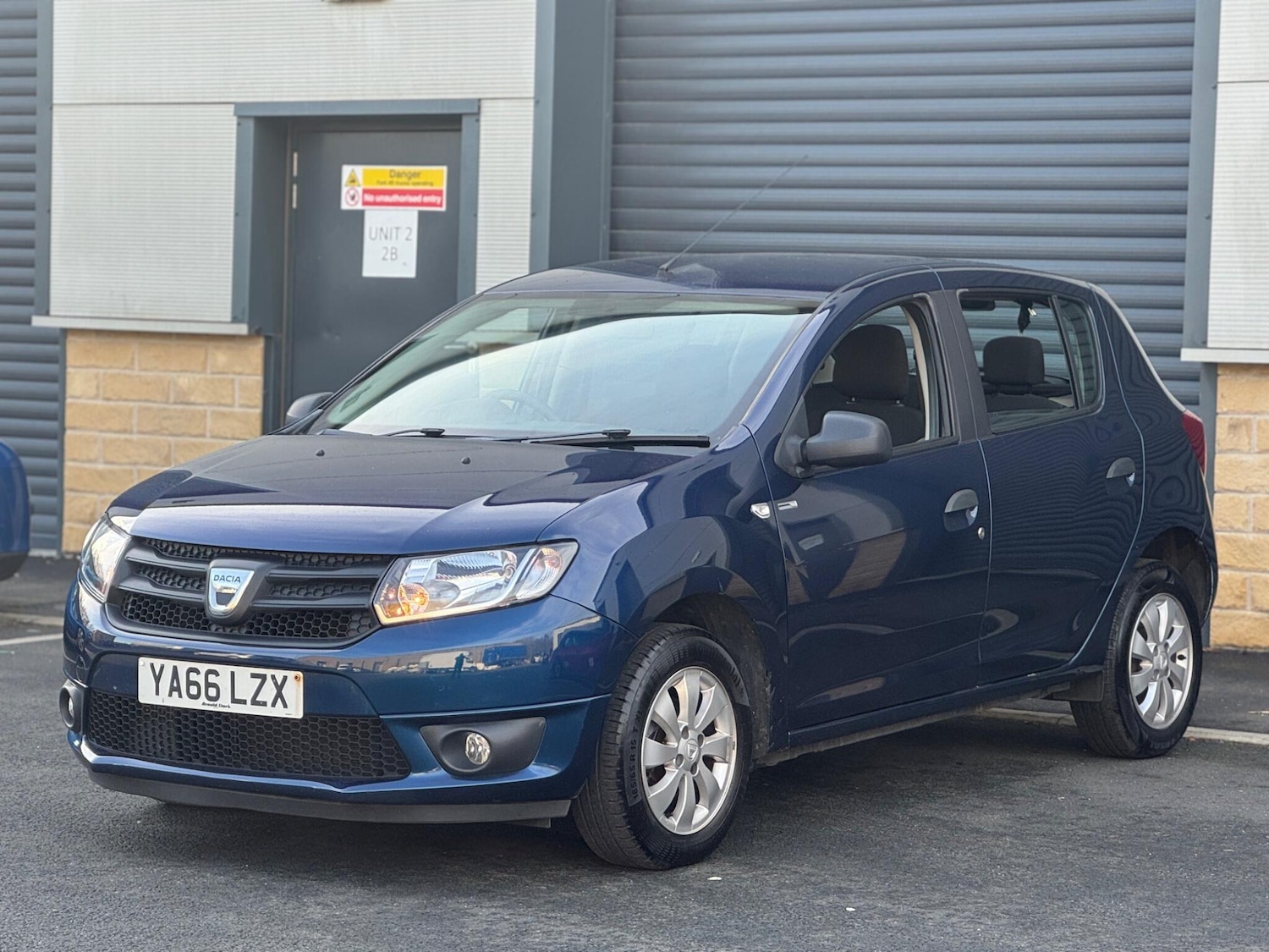 Used Dacia Sandero 2016 for sale - 76632790: Photo 11