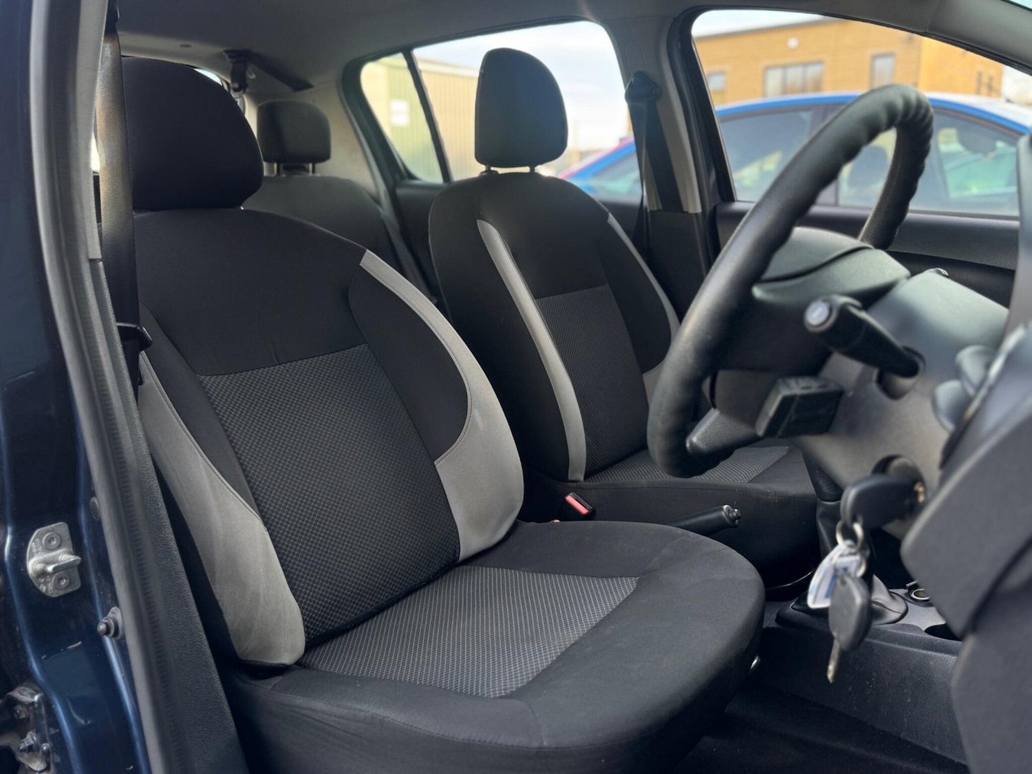 Used Dacia Sandero 2016 for sale - 76632790: Photo 40