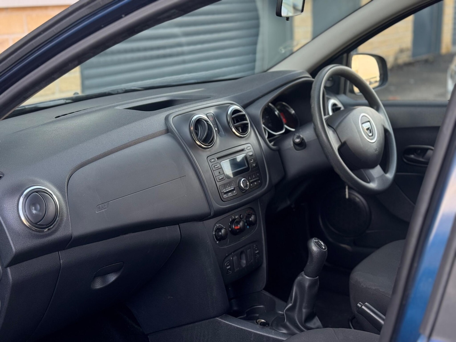 Used Dacia Sandero 2016 for sale - 76632790: Photo 41