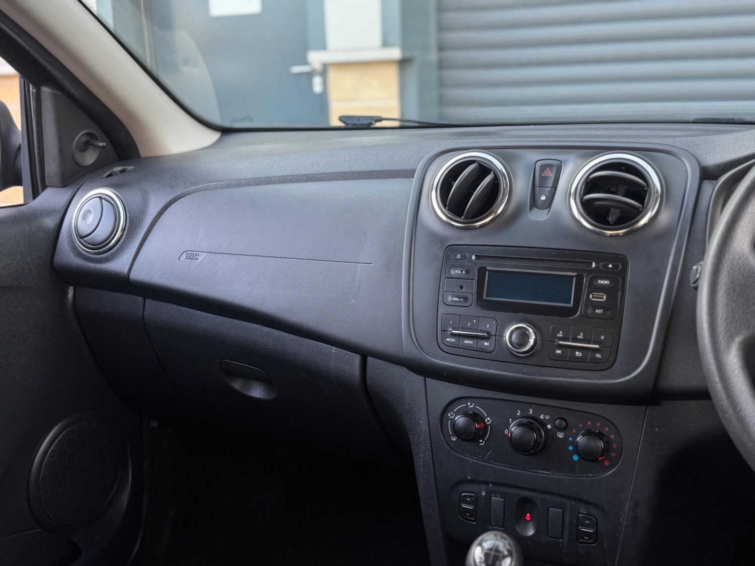 Used Dacia Sandero 2016 for sale - 76632790: Photo 46