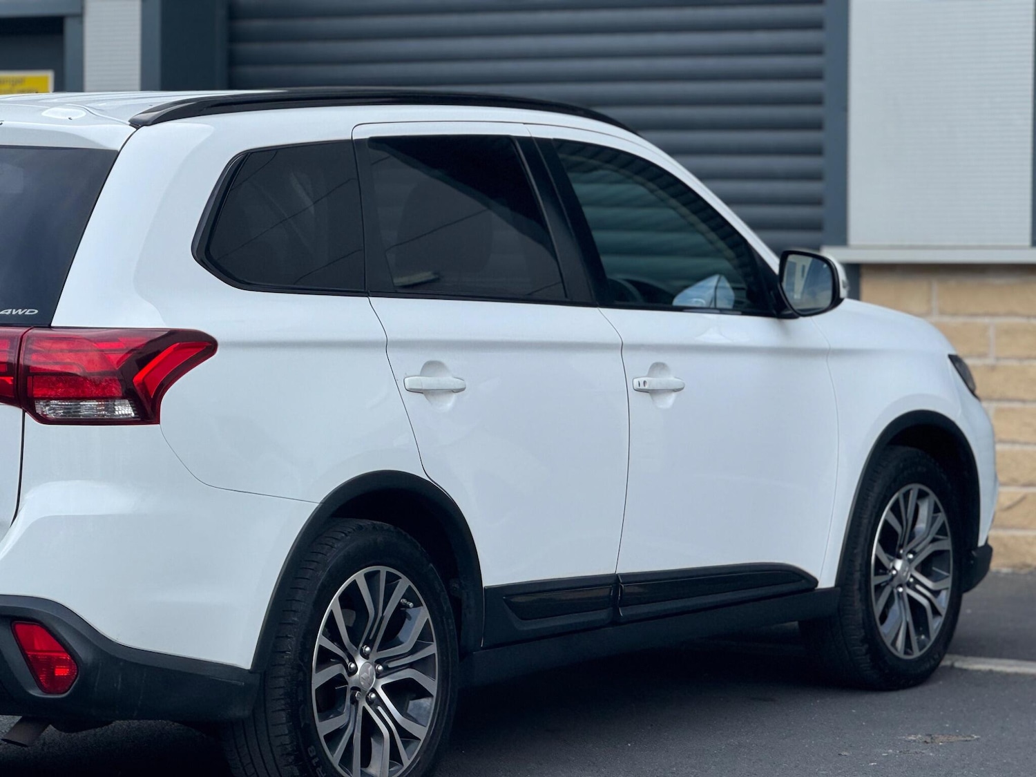 Used Mitsubishi Outlander 2016 for sale - 76992439: Photo 25