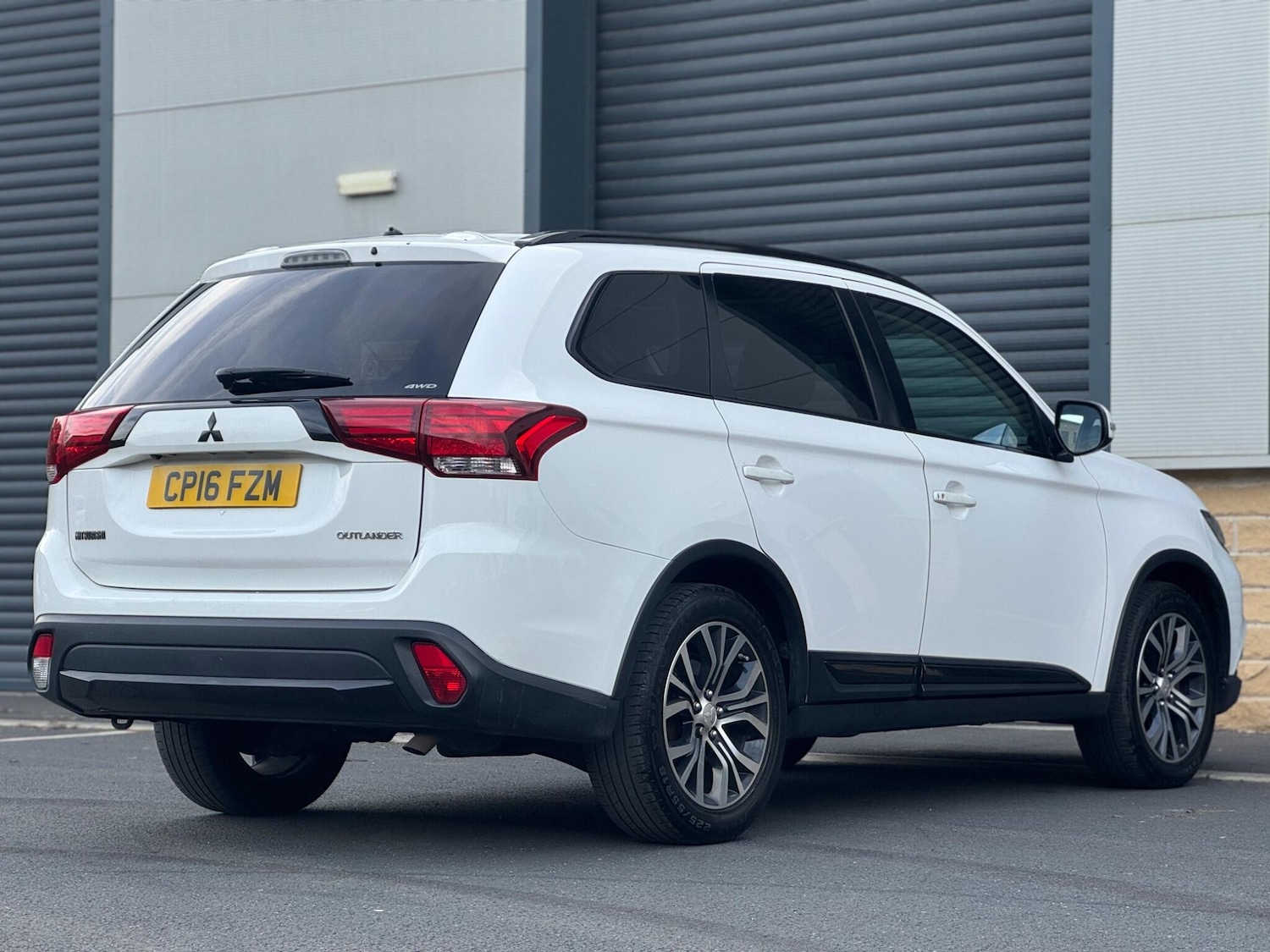 Used Mitsubishi Outlander 2016 for sale - 76992439: Photo 26