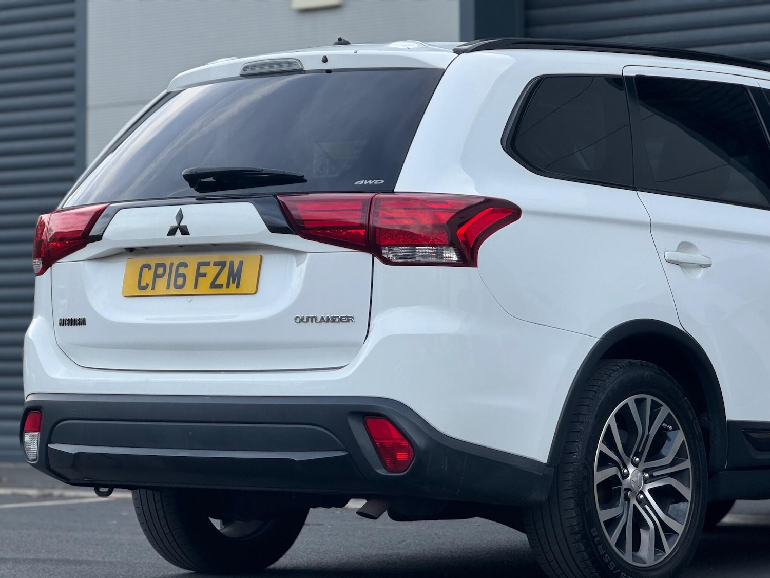 Used Mitsubishi Outlander 2016 for sale - 76992439: Photo 27