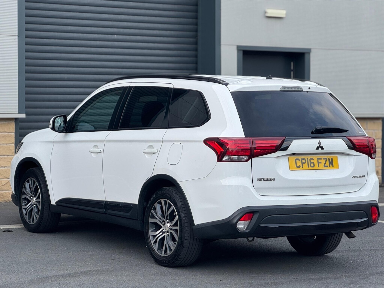 Used Mitsubishi Outlander 2016 for sale - 76992439: Photo 29