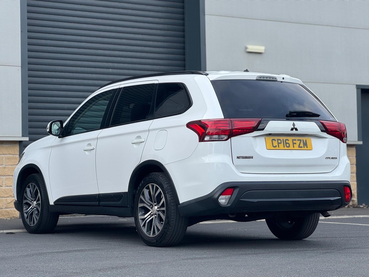 Used Mitsubishi Outlander 2016 for sale - 76992439: Photo 34