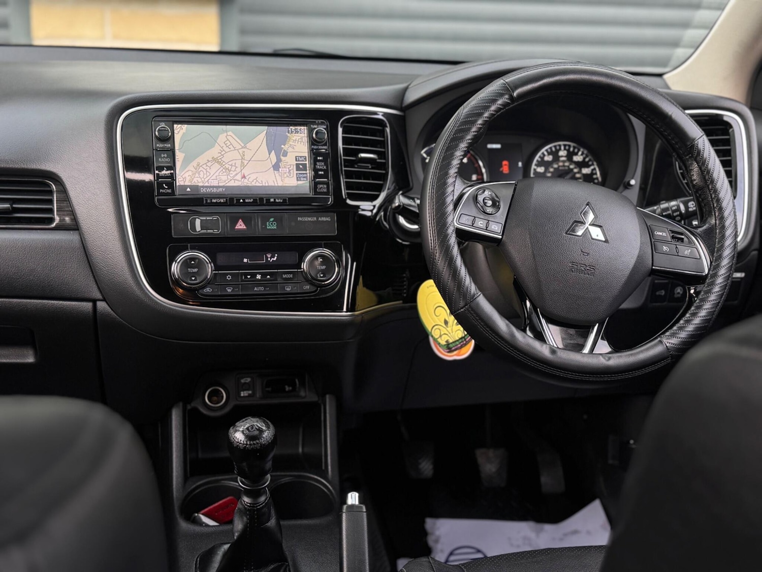 Used Mitsubishi Outlander 2016 for sale - 76992439: Photo 61