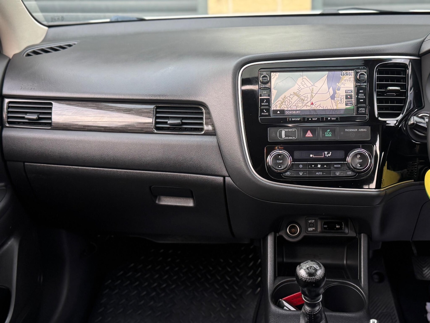 Used Mitsubishi Outlander 2016 for sale - 76992439: Photo 62