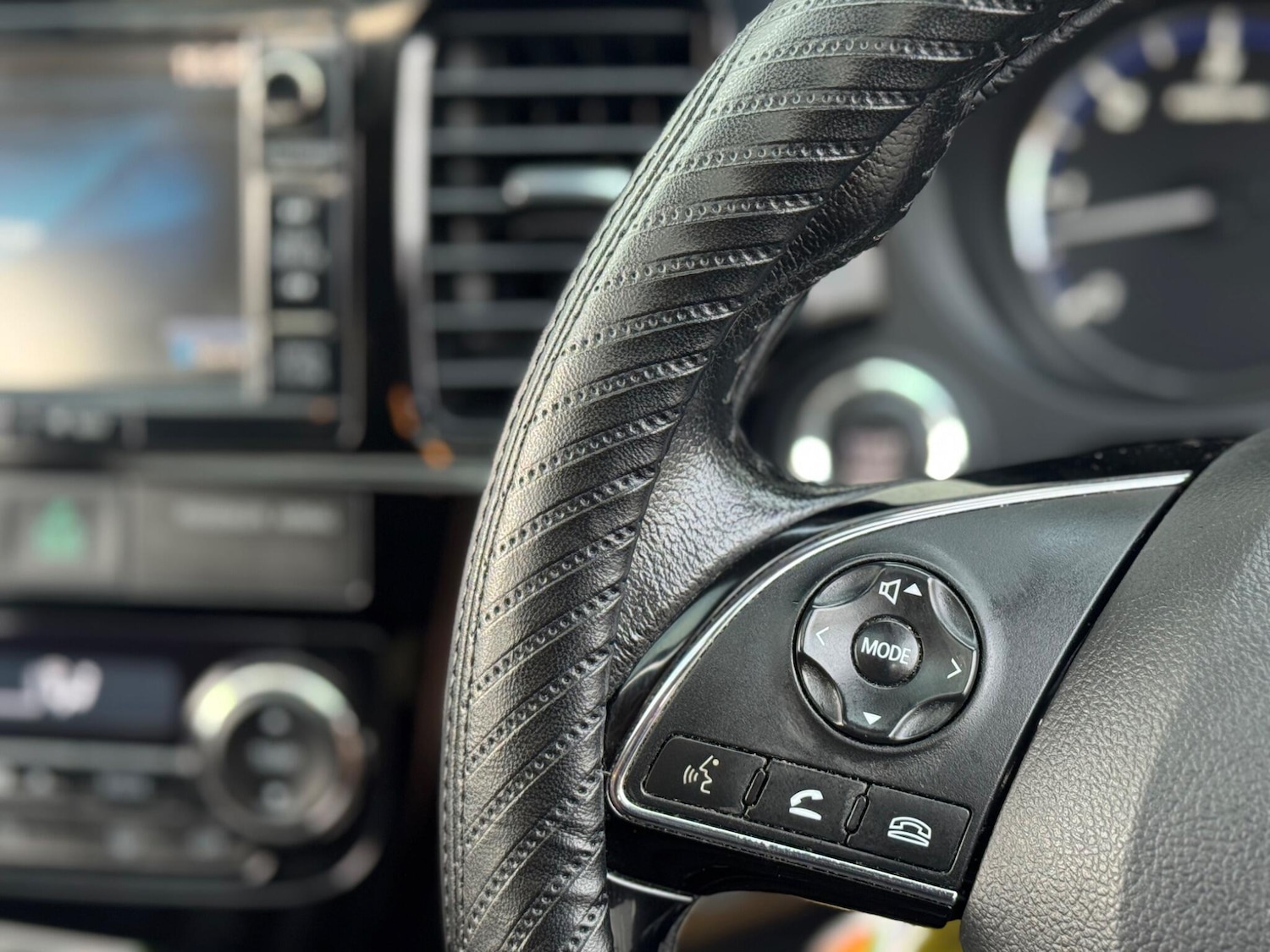 Used Mitsubishi Outlander 2016 for sale - 76992439: Photo 69