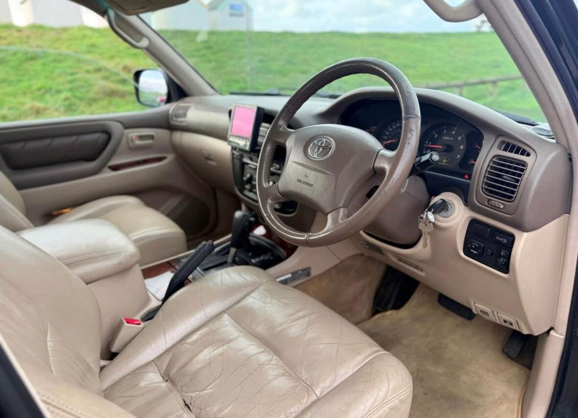 Used Toyota Land Cruiser Amazon 2001 for sale - 77279904: Photo 6