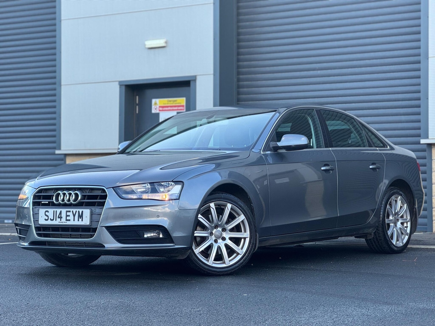 Used Audi A4 2014 for sale - 76633752: Photo 12