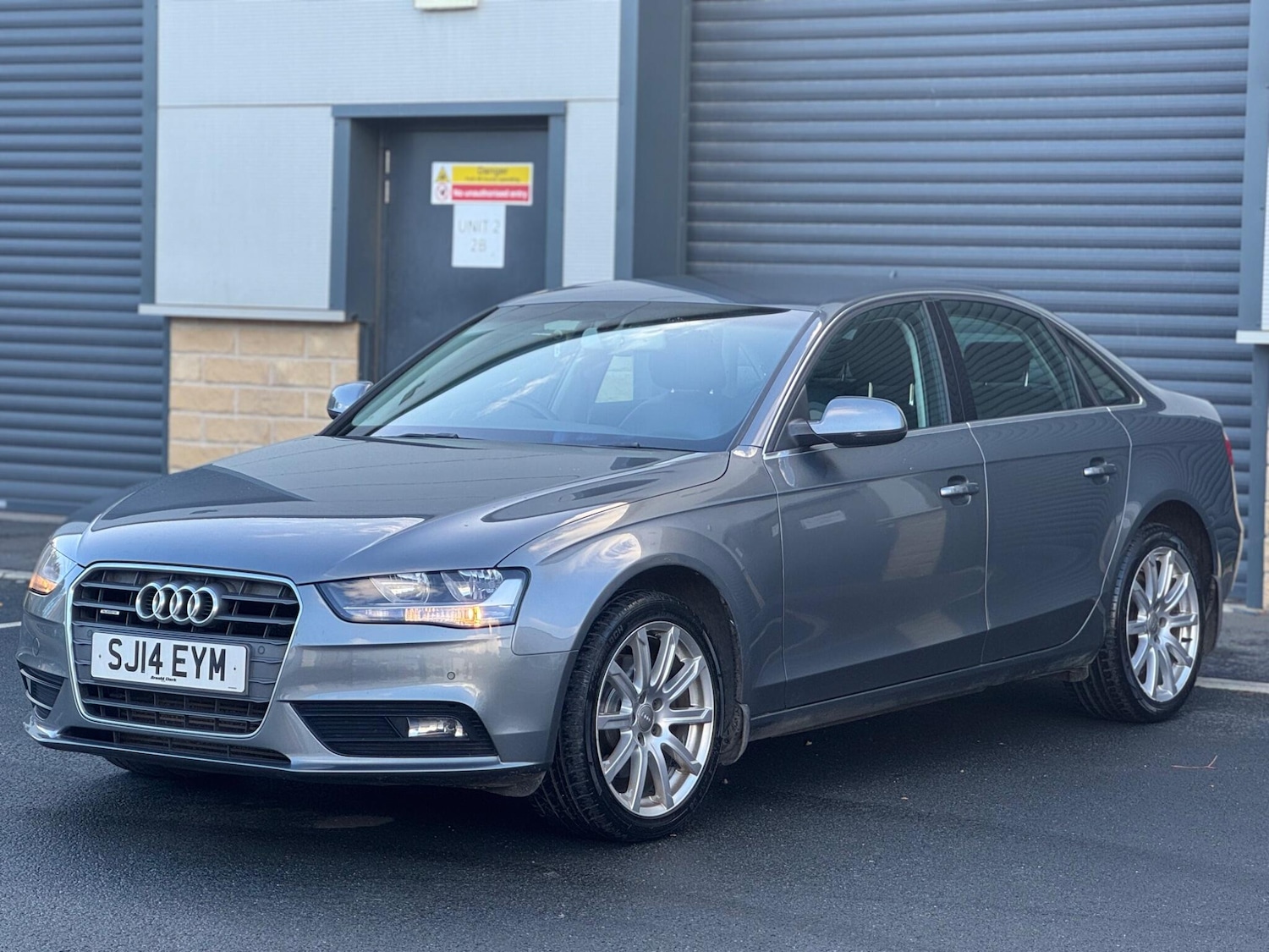 Used Audi A4 2014 for sale - 76633752: Photo 17