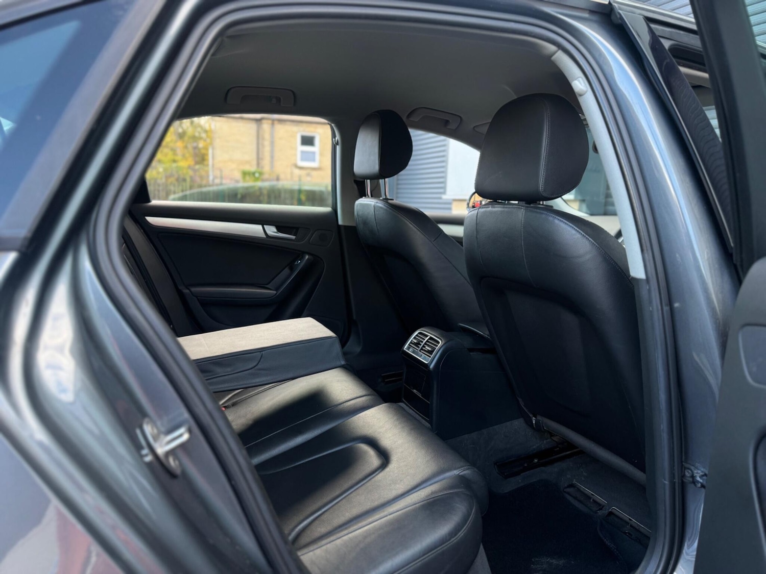 Used Audi A4 2014 for sale - 76633752: Photo 55