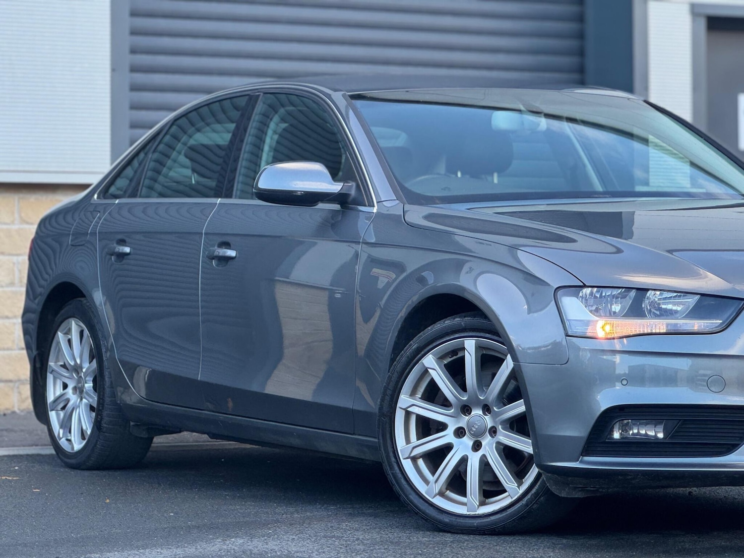 Used Audi A4 2014 for sale - 76633752: Photo 6