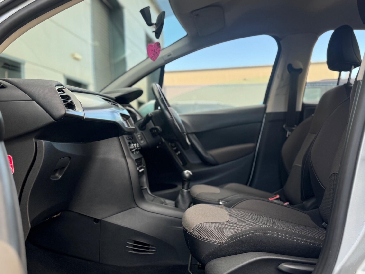 Used Citroen C3 2014 for sale - 76633250: Photo 51