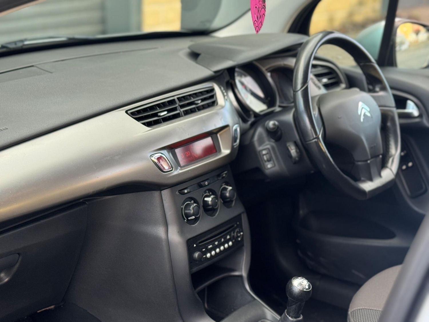 Used Citroen C3 2014 for sale - 76633250: Photo 56