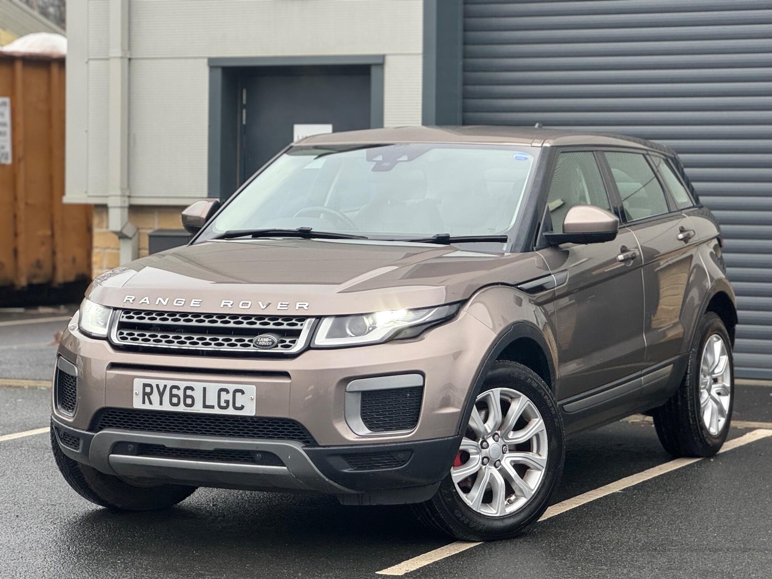 Used Land Rover Range Rover Evoque 2016 for sale - 76912739: Photo 17