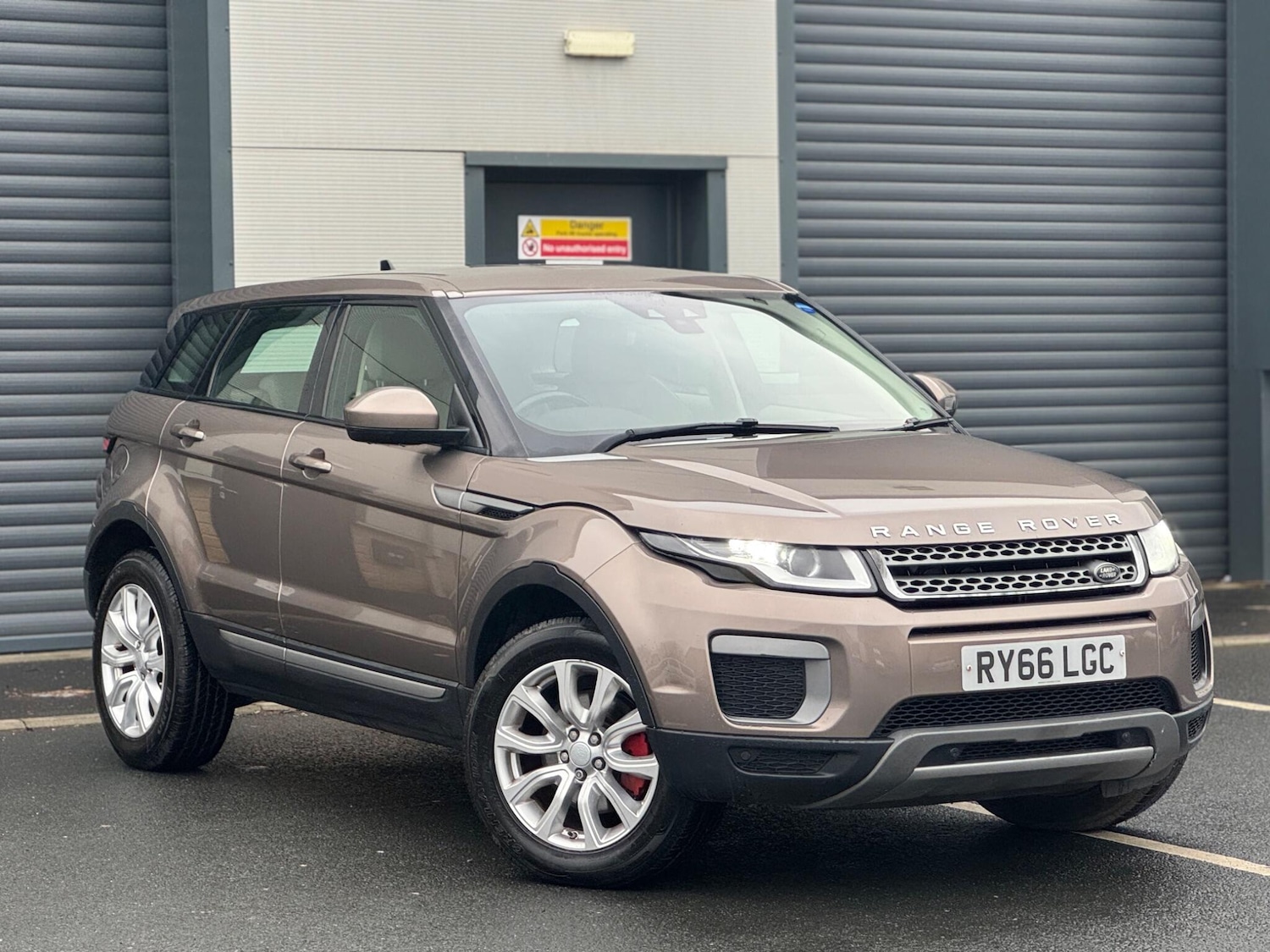 Used Land Rover Range Rover Evoque 2016 for sale - 76912739: Photo 3