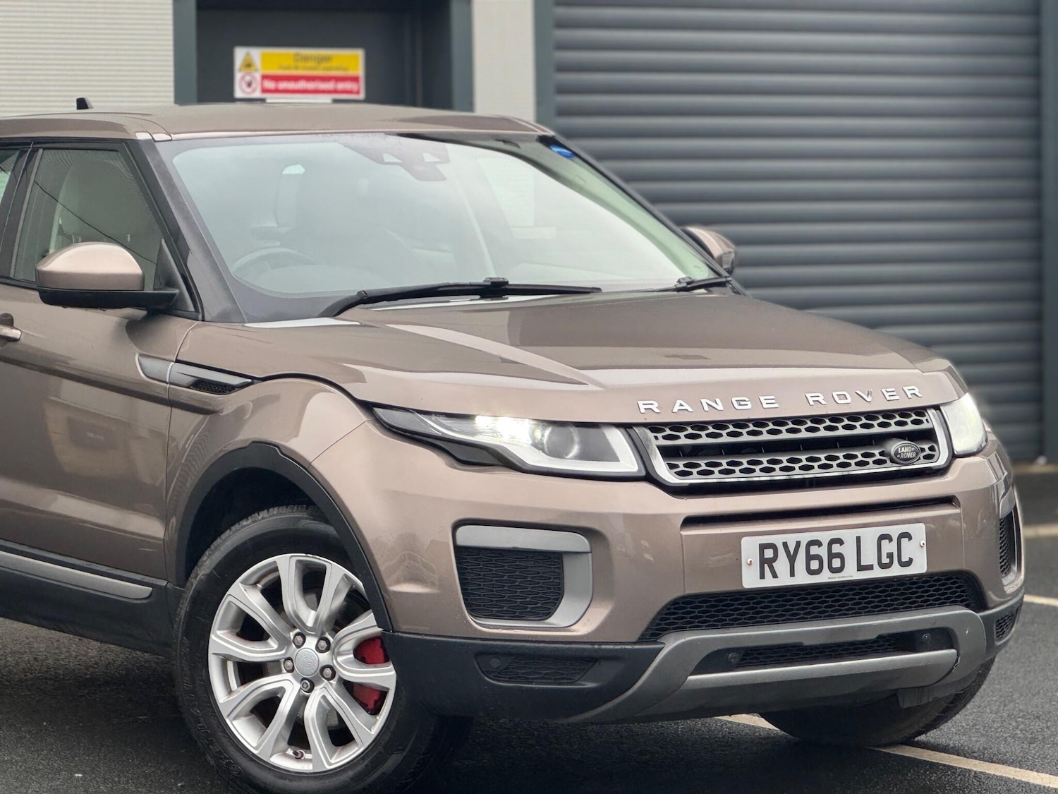 Used Land Rover Range Rover Evoque 2016 for sale - 76912739: Photo 4