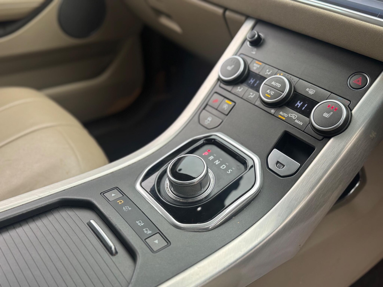 Used Land Rover Range Rover Evoque 2016 for sale - 76912739: Photo 49