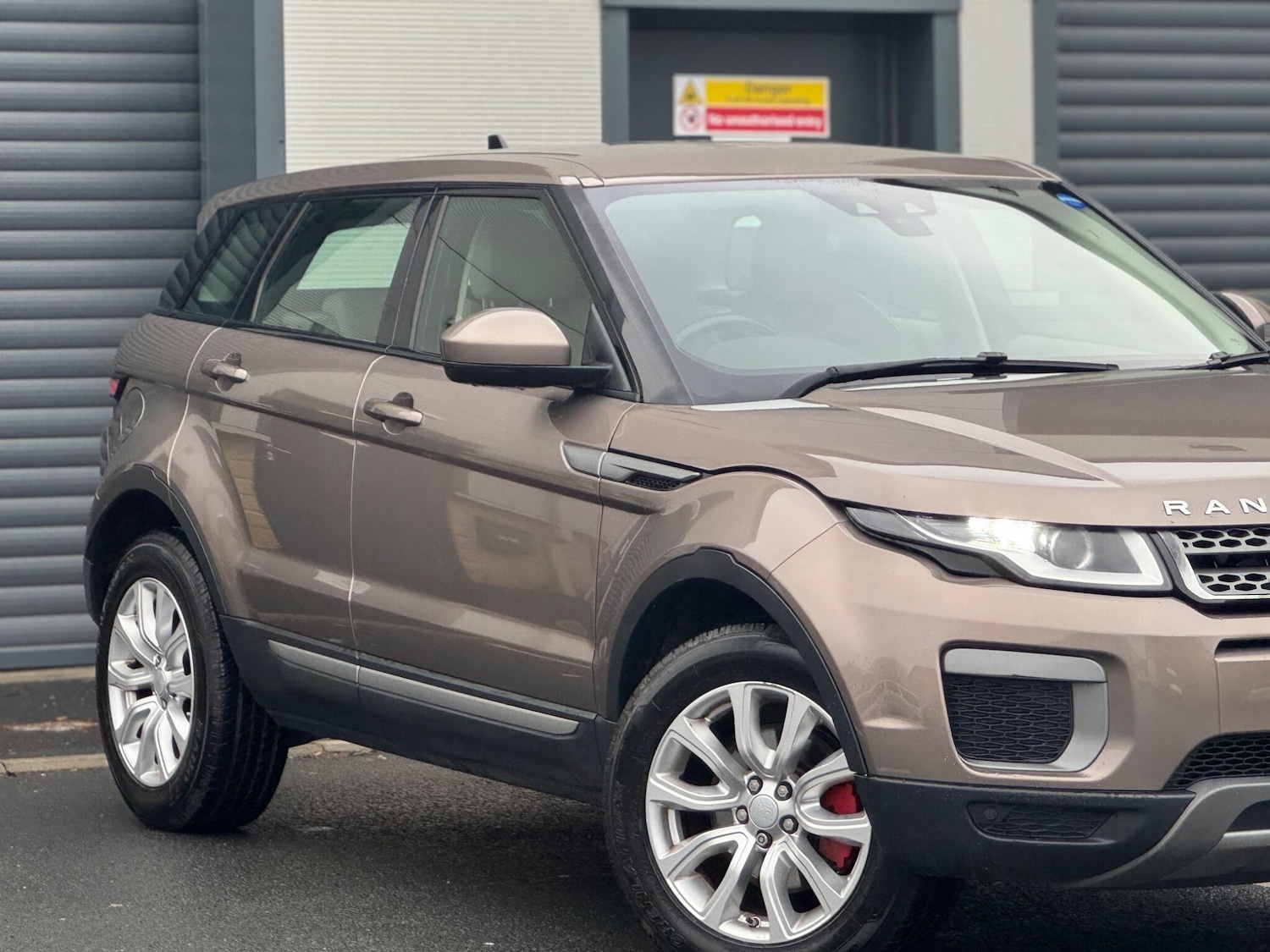 Used Land Rover Range Rover Evoque 2016 for sale - 76912739: Photo 5