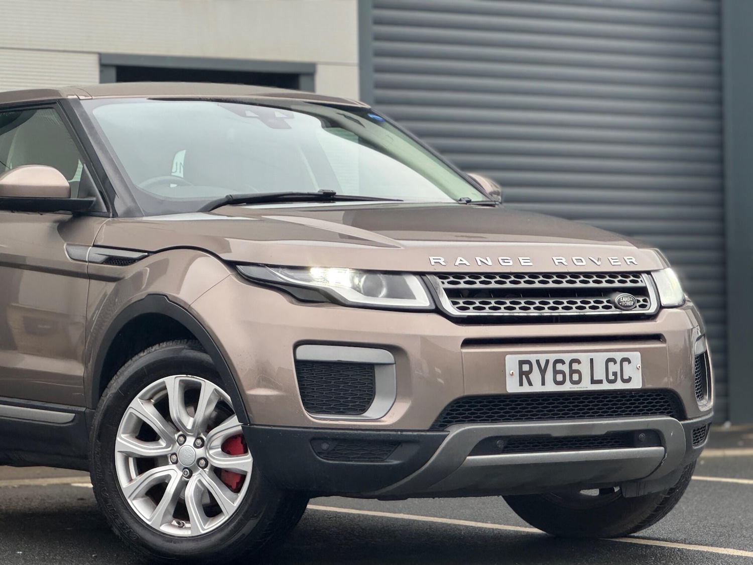 Used Land Rover Range Rover Evoque 2016 for sale - 76912739: Photo 6