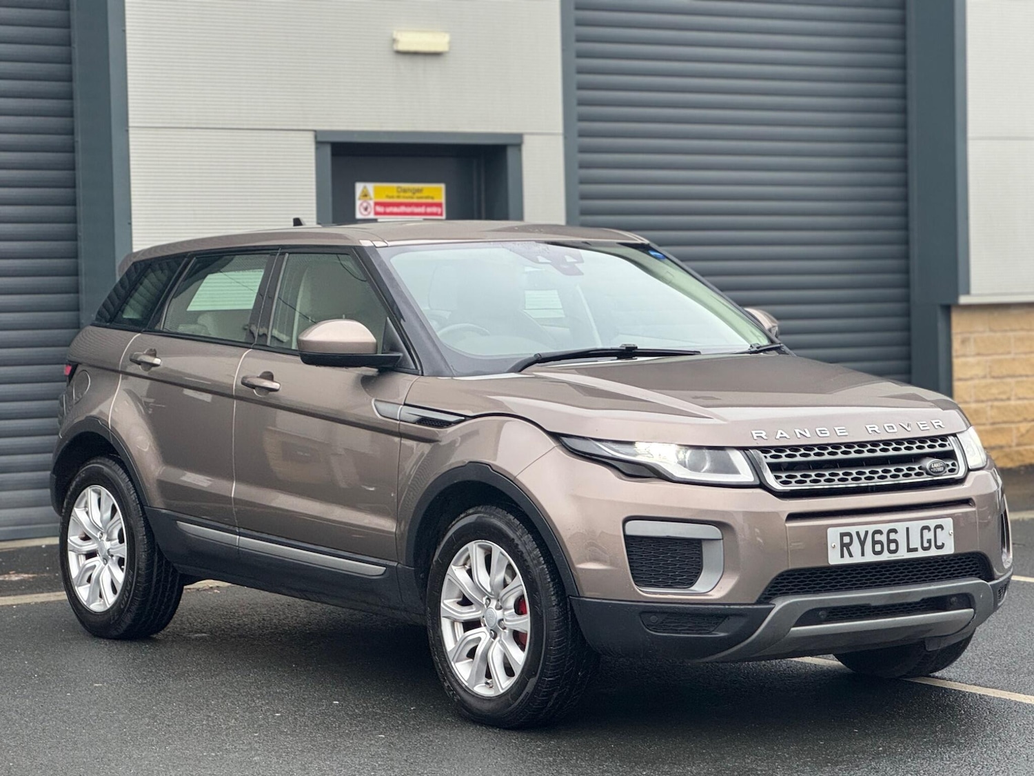 Used Land Rover Range Rover Evoque 2016 for sale - 76912739: Photo 8
